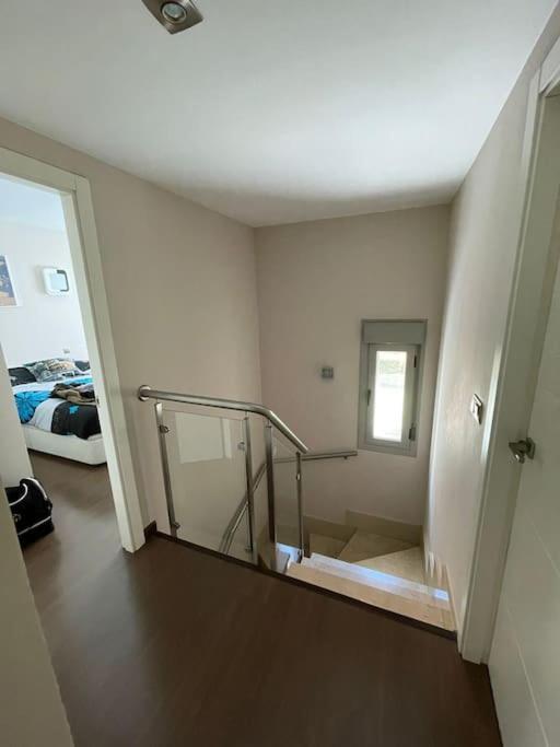 Impresionante Apartamento De 4 Dormitorios 3 Banos Y 2 Plazas De Garaje Madrid Esterno foto